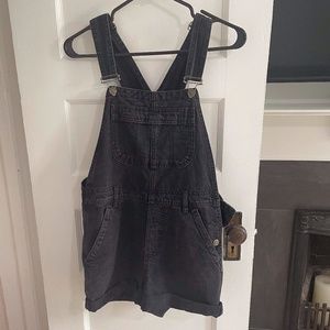 Black Overalls Shorts Size 2 (US)